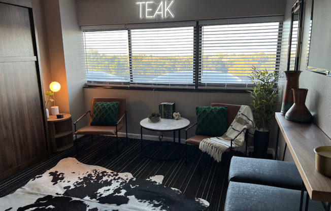 Studio, 1 bath, 637 sqft, $995, Unit 110