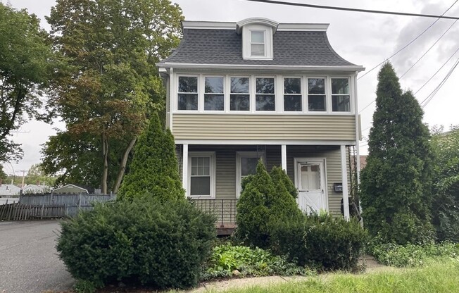 9 GUINAN ST