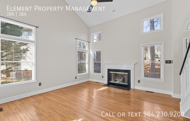 131 CUMBERLAND GRN DR