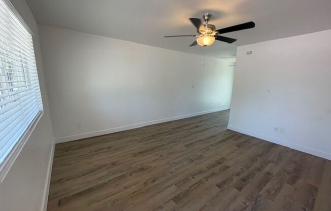 2 beds, 1 bath, 800 sqft, $1,350, Unit CC4