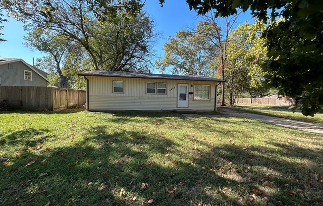 3 Bedroom on S Glenn, Wichita KS!