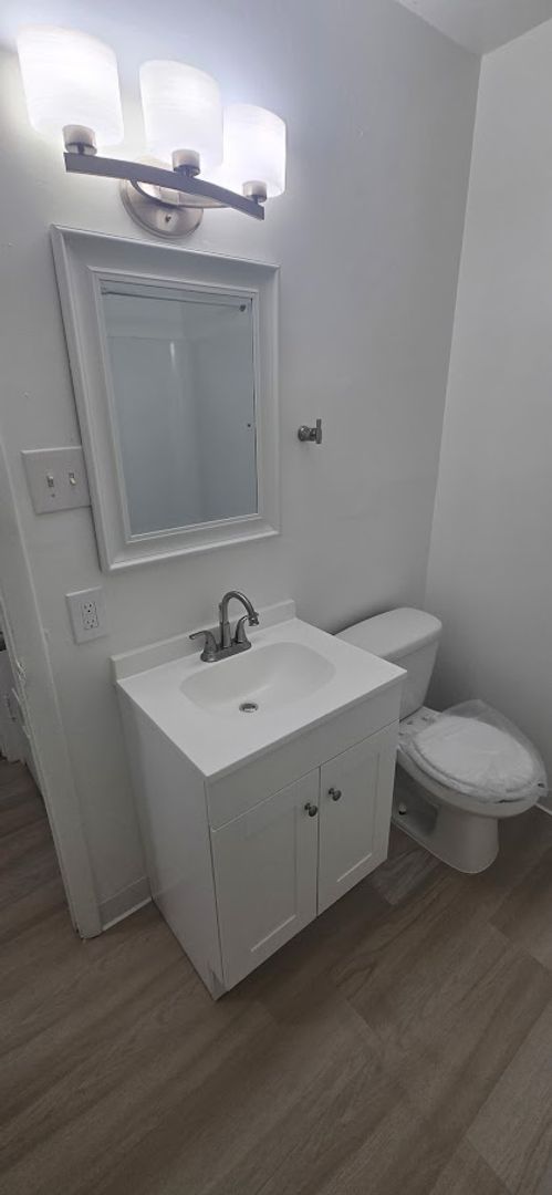 1 bed, 1 bath, 663 sqft, $1,250, Unit T166