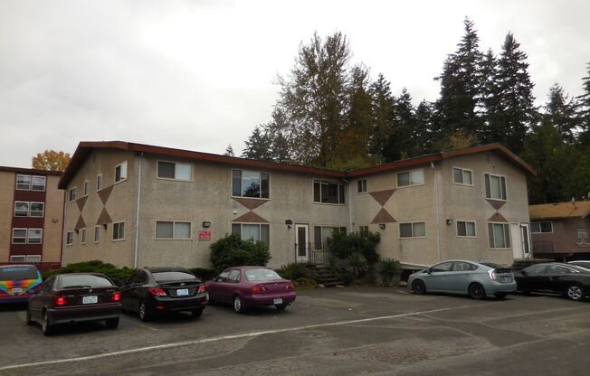 1 bed, 1 bath, 675 sqft, $1,400, Unit 7