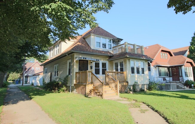 4506 W AUER AVE