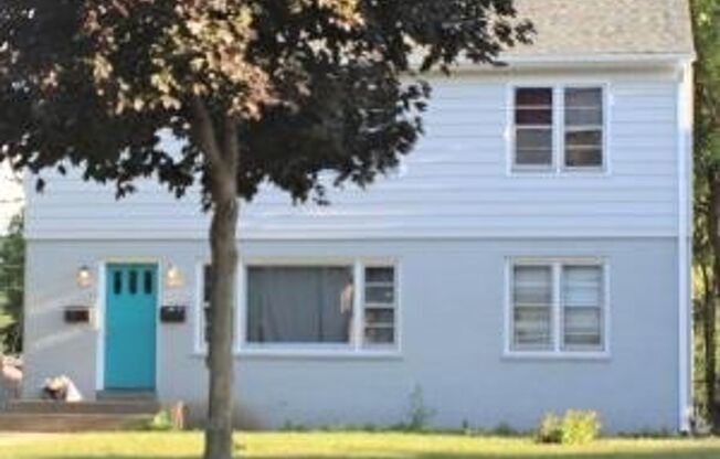 Villard Ave - 8129-31 W