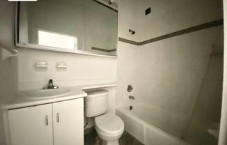 469 W 153 ST