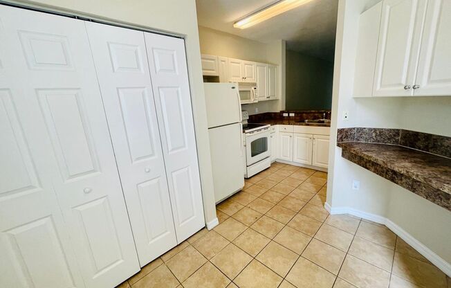 Spacious 2BR/2.5BA Townhouse in Sonoma Bay