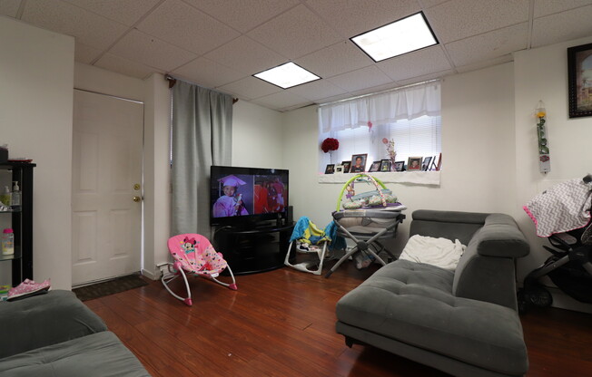 130 Babcock St, Brookline MA 1