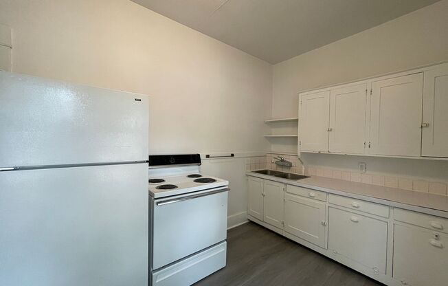 1 bed, 1 bath, 600 sqft, $945, Unit 1