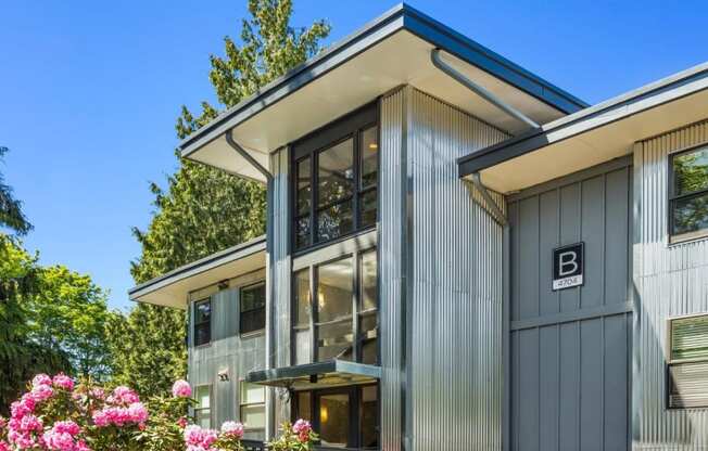 Duet Apartments in Lynnwood, Washington Exterior