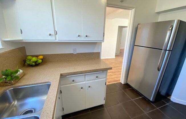 2 beds, 1 bath, 1,100 sqft, $2,395, Unit 2209