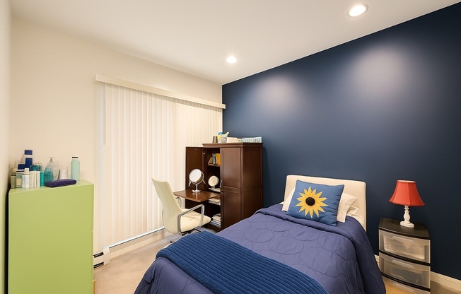 390 Riverway