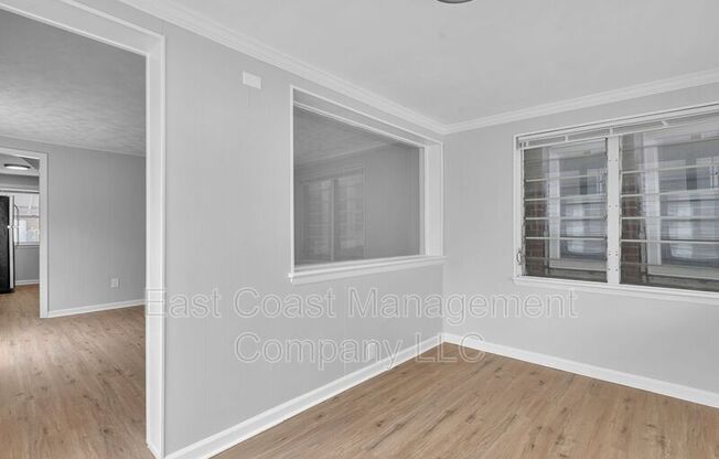 418 AVONDALE RD