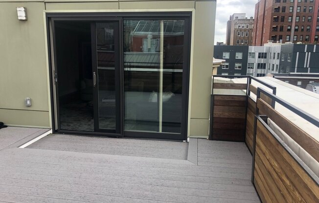 2 beds, 2 baths, 700 sqft, $3,495, Unit 605