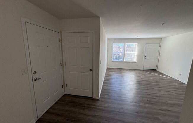 2 beds, 2 baths, 1,018 sqft, $1,550, Unit 354-2013