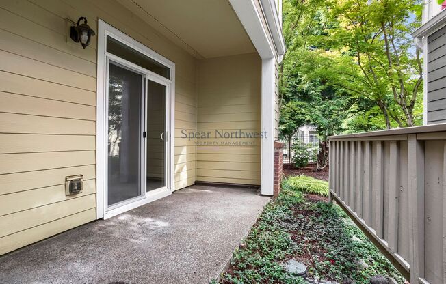 3 beds, 3.5 baths, $2,695