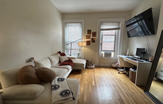 544 COLUMBUS AVE