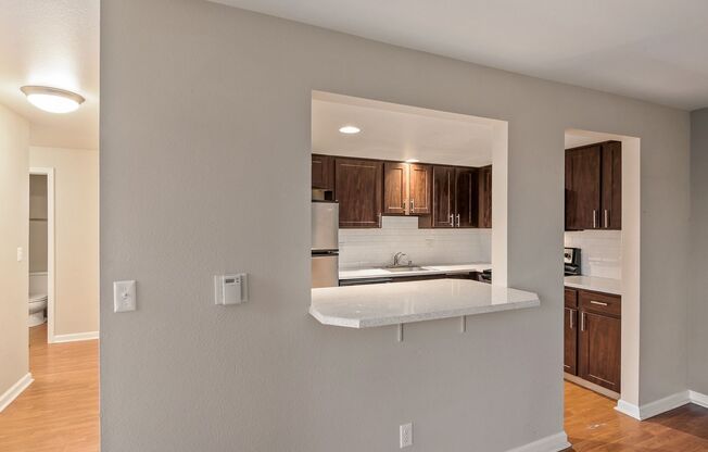 1 bed, 1 bath, 570 sqft, $1,650, Unit 1-110