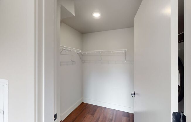 1 bed, 1 bath, 580 sqft, $2,675, Unit 401