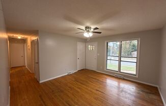 3 beds, 1 bath, $1,600