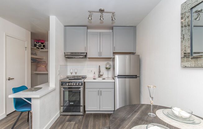 Studio, 1 bath, 350 sqft, $1,025, Unit C115