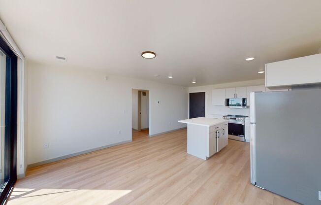 2 beds, 2 baths, 850 sqft, $1,080, Unit 1121-201