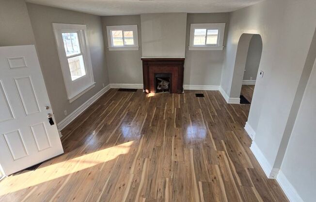 4 BEDROOM SINGLE FAMILY HOME