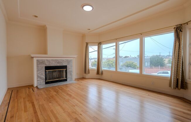 Spacious 2 Bedroom Home Near Stonestown