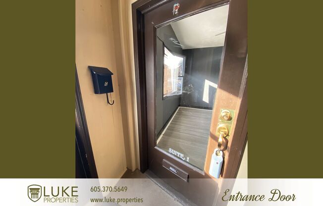 310 W 18th St