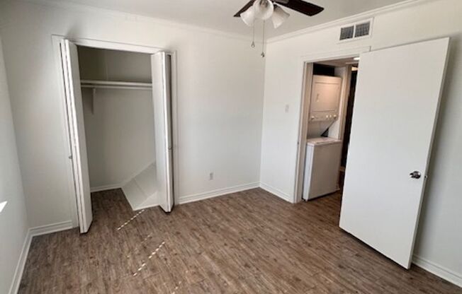 2 beds, 1.5 baths, 957 sqft, $1,675, Unit 105