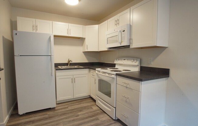 $250 OFF! Townhome in Adorable Brooklyn Neighborhood Ready Late November!