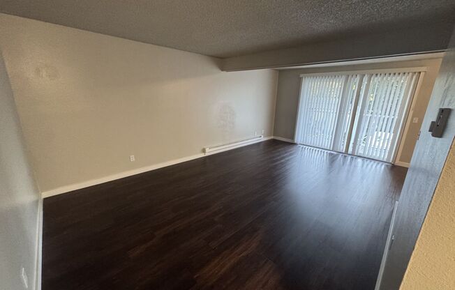 1 bed, 1 bath, 660 sqft, $1,545, Unit 218