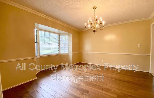 223 WOODCREST DR