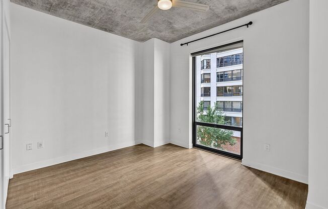 1 bed, 1 bath, 738 sqft, $2,725, Unit 503