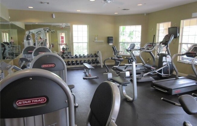 3 beds, 2 baths, $2,300