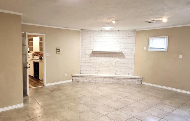 10766 EMMORD LOOP