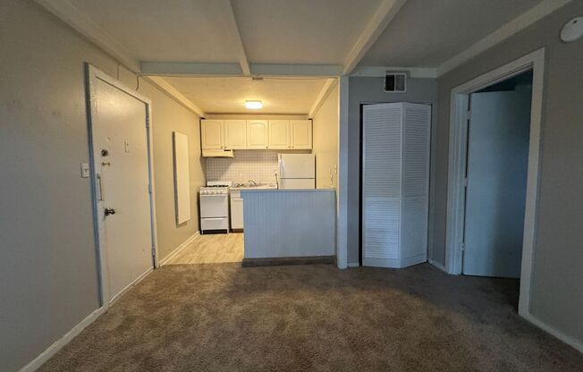 1904 Cambridge Drive