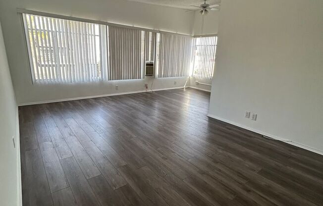 1 bed, 1 bath, 750 sqft, $1,975, Unit 3