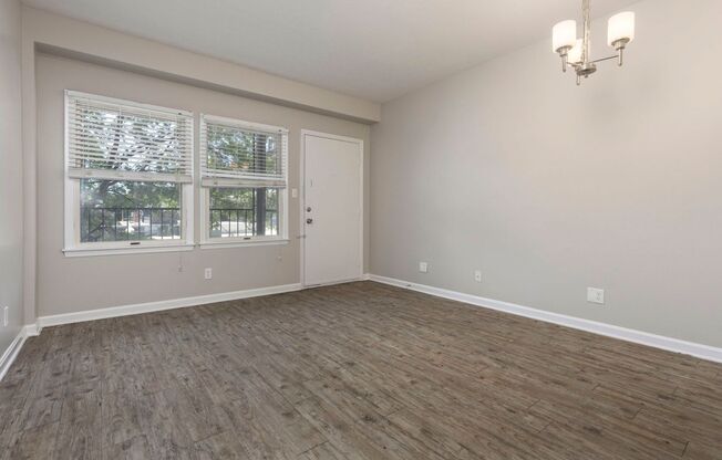1 bed, 1 bath, $850, Unit 213
