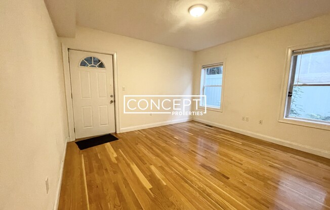 128 Hillside St 1
