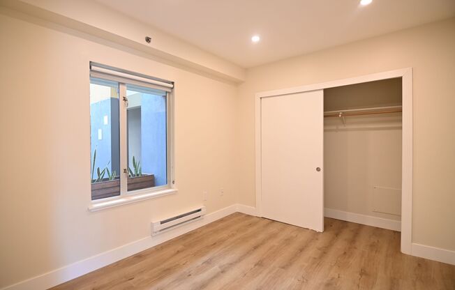 2 beds, 1 bath, 760 sqft, $2,774, Unit 204