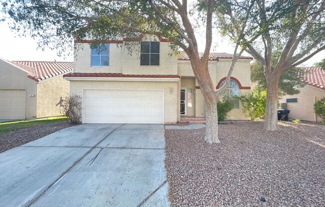 Upgraded 4 bedroom 2 story house with large backyard and 2 car garage near Arroyo Grande & Warm Springs