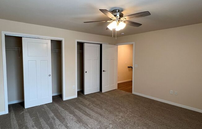 2 beds, 1.5 baths, 1,360 sqft, $1,675, Unit AT 709-35