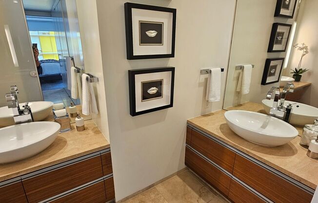 2 beds, 2 baths, $6,040, Unit # 2512