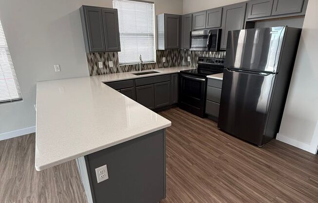 2 beds, 2 baths, 1,029 sqft, $1,675, Unit 405