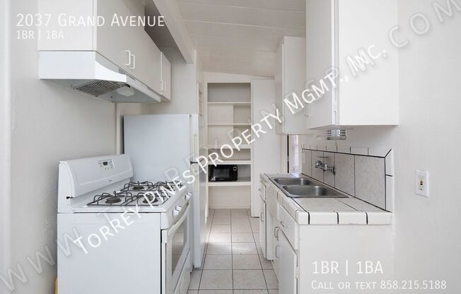 2037 GRAND AVE
