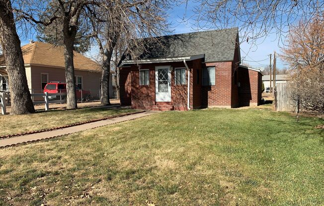 Cozy 2 Bed 1 Bath Brick Ranch-Style House in Greeley