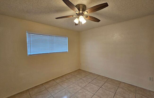 2 beds, 1 bath, 880 sqft, $1,125, Unit 111