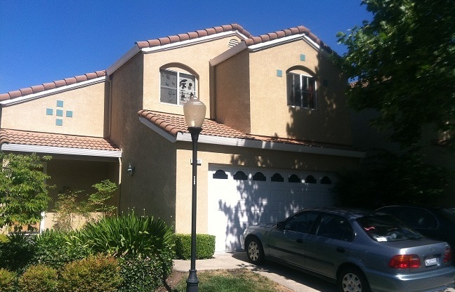 Single Family Home in a Gated Community