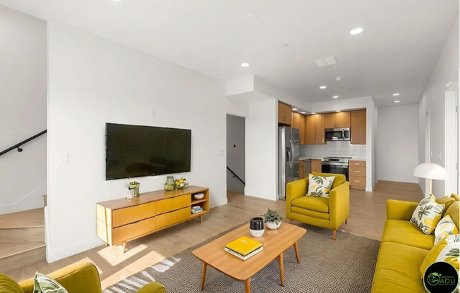 Gorgeous, Spacious Two Bedroom Apartment!